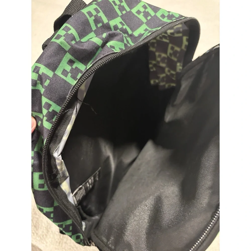 Minecraft‎ 16 Inch Backpack With Cushions Straps
